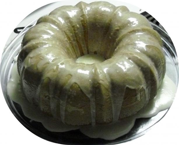 Lemon Glaze Cake. Photo by WoodysChef