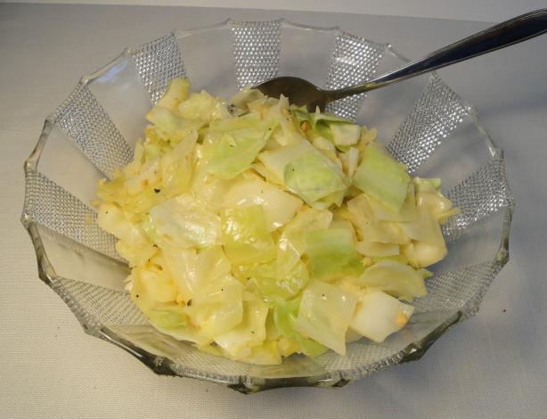 Rosy Garlic Sauteed Cabbage. Photo by Debbwl