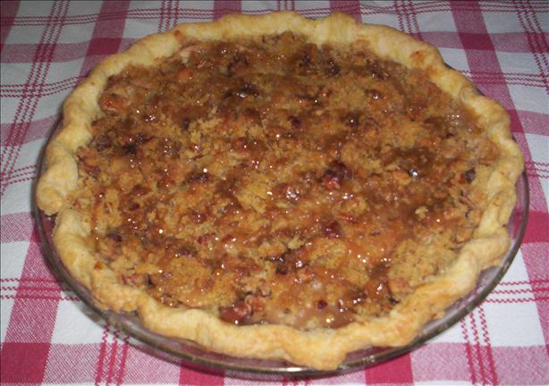 Apple Crumb Pie. Photo by BelleTerre