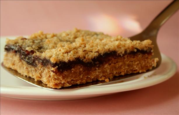 Fruit-Filled Oatmeal Bars. Photo by GaylaJ