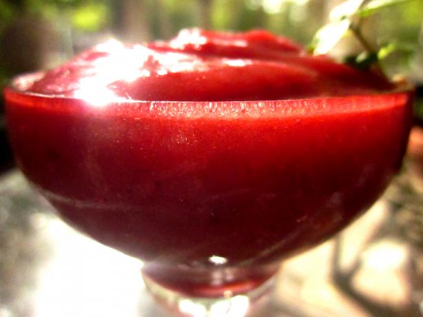 Cranberry Zipper. Photo by gailanng