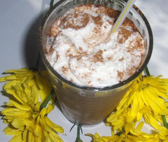 Iced Cinnamon Coffee. Photo by daisygrl64
