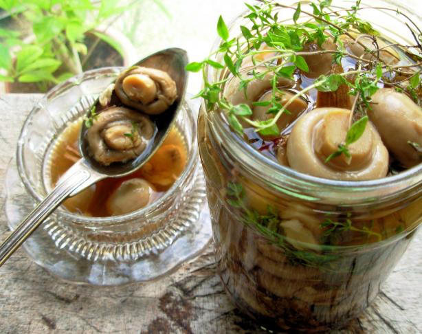 Herbed Marinated Mushrooms. Photo by French Tart