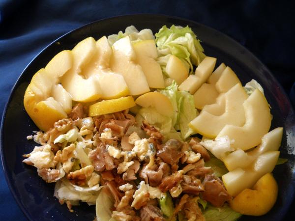 Chicken, Gorgonzola, & Pear Salad. Photo by Bergy