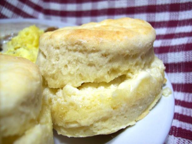 Mom's Buttermilk Biscuits. Photo by Chef shapeweaver &copy;