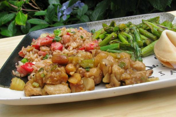 Chinese Kung Pao Chicken. Photo by lazyme