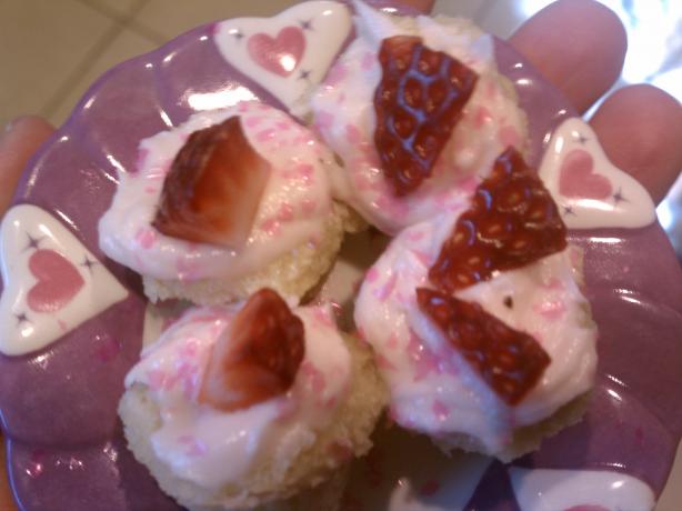 Gorgeous Little Butterfly Cakes or Fairy Cakes!. Photo by tamalita62
