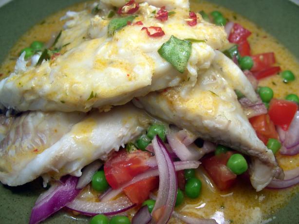 Curried White Fish With Peas and Onions. Photo by JustJanS
