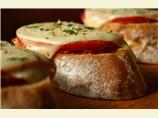 Cheesy Tomato Bread