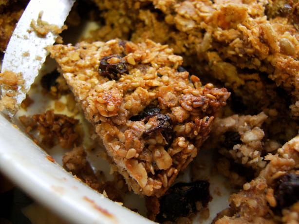 Peanut-Butter Granola Bars. Photo by Lalaloula