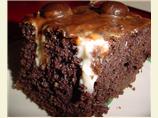 Peppermint Patty Poke Cake