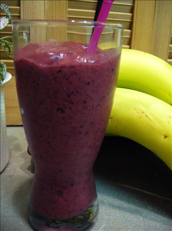 Berry-Banana Smoothie. Photo by cookiedog