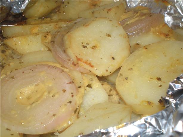 Grilled Potato and Onion Packets. Photo by katia