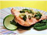 Steamed Salmon With Snow Peas