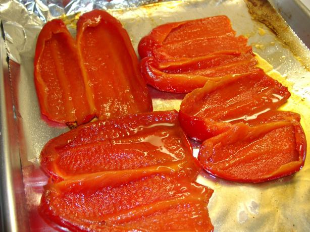 Roasted Red Bell Peppers. Photo by sloe cooker
