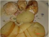 Crock Pot Chicken and Potatoes. Photo by Tiggrr