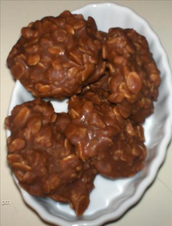 Chocolate Oatmeal No-Bake Cookies. Photo by Alskann