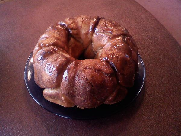 Yeast Pull-Apart Brown Sugar Monkey Bread. Photo by thepriest