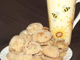 Crackle-Top Ginger Date Cookies