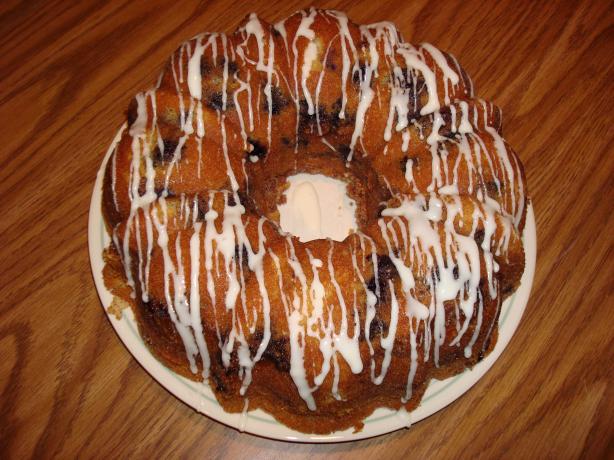 Best of Show  Blueberry Sour Cream Coffee Cake. Photo by SemiSweetooth