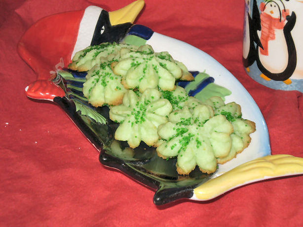Lemon Cheese Spritz Cookies for Christmas. Photo by Karen=^..^=