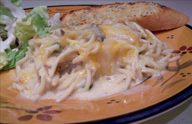 Chicken or Turkey Tetrazzini Casserole. Photo by lazyme