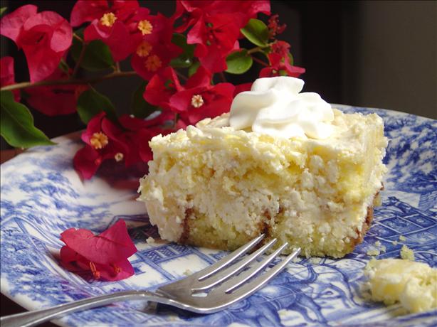 Pineapple Icebox Cake. Photo by WizzyTheStick