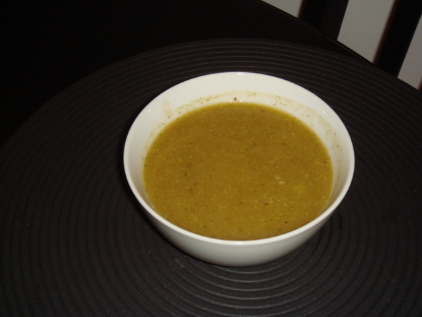 Cauliflower And/Or Broccoli Soup (Ww 0 Point Soup). Photo by alenaellen
