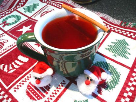 Yule Hot Spiced Wassail. Photo by Mikekey