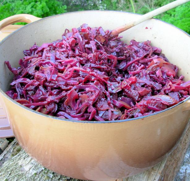Crock Pot Baked Spiced Red Cabbage With Apples or Pears. Photo by French Tart