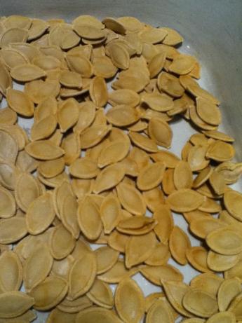 Perfect Crispy Toasted Pumpkin Seeds. Photo by Katertots