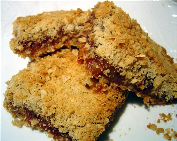 Date Filled Oatmeal Bars. Photo by :(