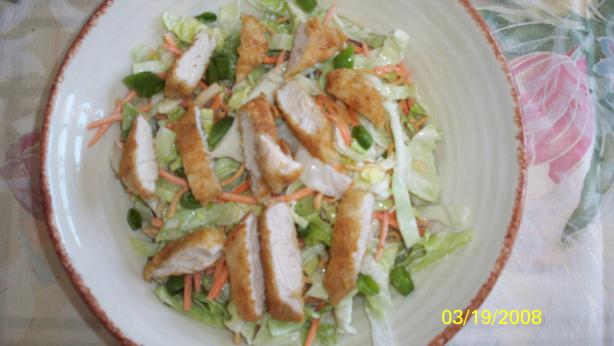 Applebee's Oriental Chicken Salad. Photo by BakingGuru