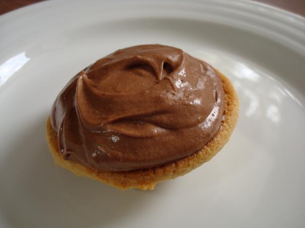 Chocolate Cream Cheese Frosting. Photo by Starrynews