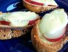 Buttery Brie and Pear Bites