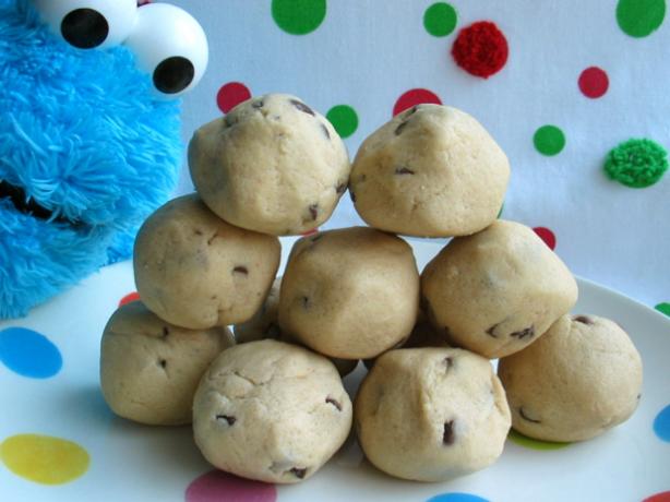 No- Bake Cookie Dough Truffles. Photo by flower7