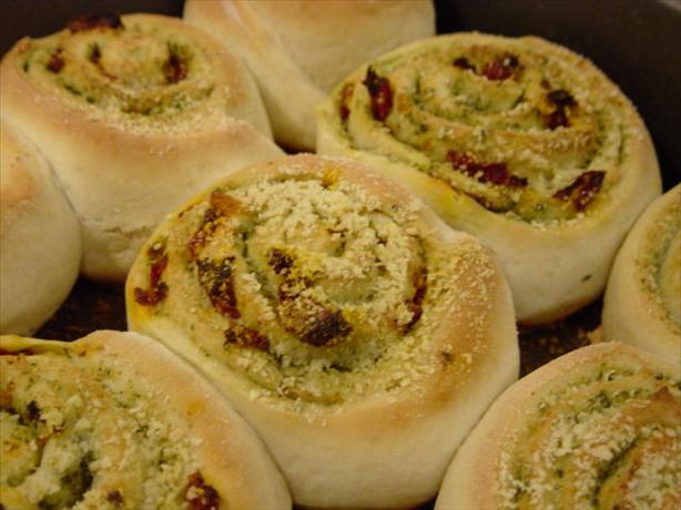 Pesto Swirl Rolls. Photo by Brenda.
