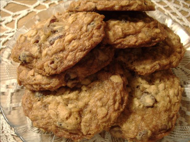 Chewy Cranberry Oatmeal Cookies. Photo by Karamia