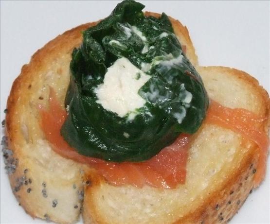 Cheese and Spinach Roulade Bruschetta. Photo by Peter J
