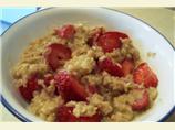 Strawberries and Cream Oatmeal. Photo by vitalev