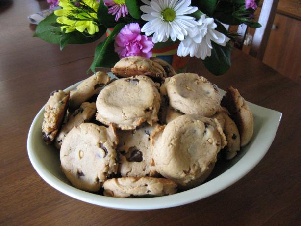 Chocolate Chip Spelt Cookies (Vegan). Photo by ~Harriet~