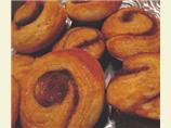 Orange-Scented Cinnamon Rolls