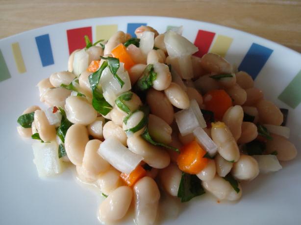 Tuscan White Beans. Photo by Starrynews