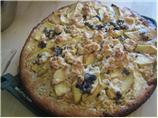 Cinnamon Raisin Apple Kuchen