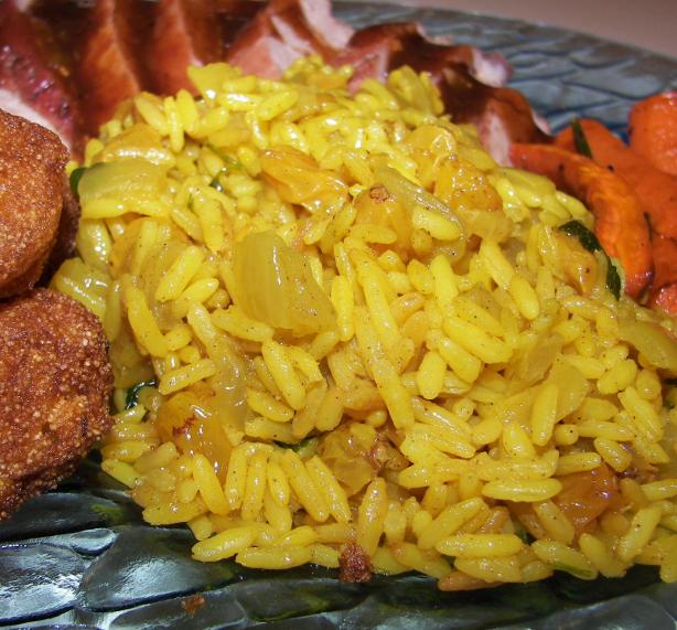 Rice Pilaf With Cinnamon and Golden Raisins. Photo by Baby Kato
