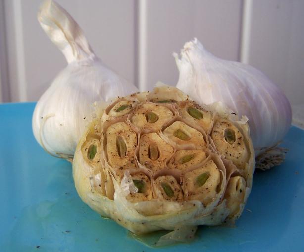 Microwave Roast Garlic. Photo by Proud Veteran's wife