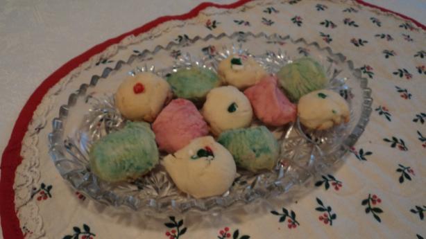 3 Ingredient Melt in Your Mouth Shortbread Cookies. Photo by 1hatter1