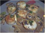Jumbo Prawns (Shrimp)  With Mushrooms and Onions. Photo by duonyte