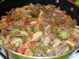 Pasta with Beef, Broccoli and Tomatoes