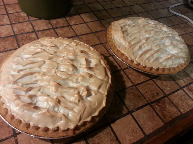 Weepless Meringue. Photo by TiffanyBabe